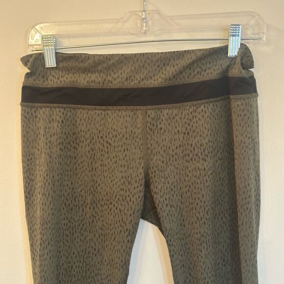 Lululemon Inspire Cropped Legging sz 8 Dottie Dash Pattern - Picture 4 of 10